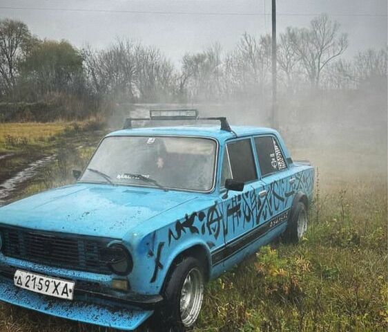 Синій ВАЗ 2101, об'ємом двигуна 1.7 л та пробігом 250 тис. км за 650 $, фото 1 на Automoto.ua