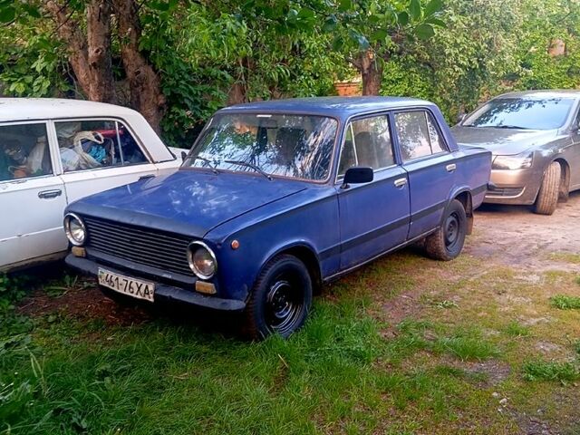 Синий ВАЗ 2101, объемом двигателя 1.3 л и пробегом 111 тыс. км за 300 $, фото 1 на Automoto.ua