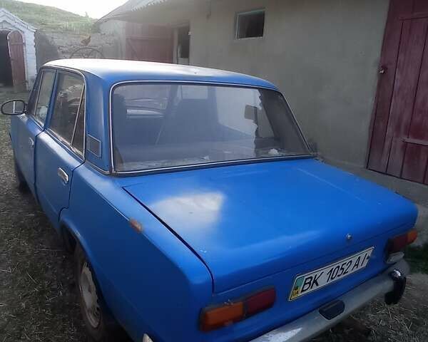 Синий ВАЗ 2101, объемом двигателя 1.2 л и пробегом 210 тыс. км за 550 $, фото 1 на Automoto.ua
