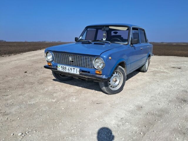 Синий ВАЗ 2101, объемом двигателя 1.2 л и пробегом 1000 тыс. км за 880 $, фото 1 на Automoto.ua