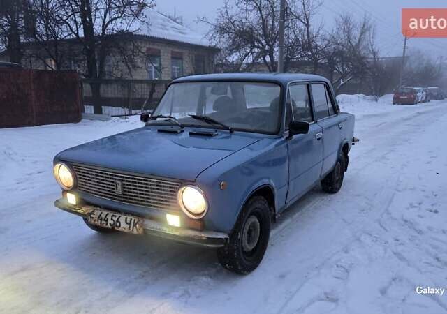 Синій ВАЗ 2101, об'ємом двигуна 1.2 л та пробігом 200 тис. км за 400 $, фото 1 на Automoto.ua