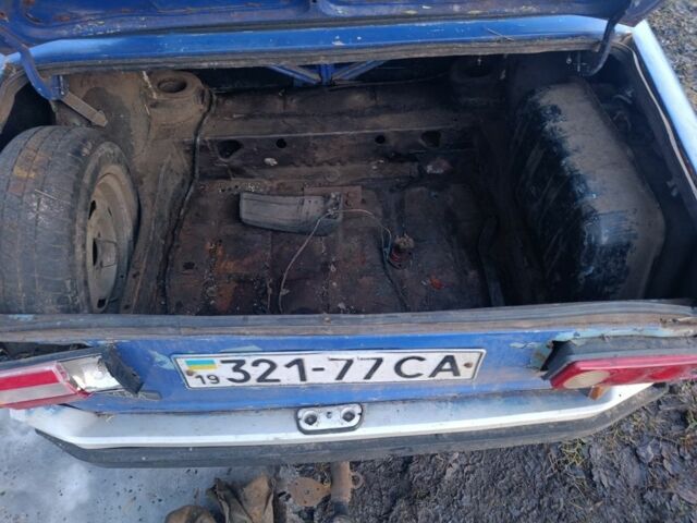 Синий ВАЗ 2101, объемом двигателя 1.2 л и пробегом 300 тыс. км за 339 $, фото 1 на Automoto.ua