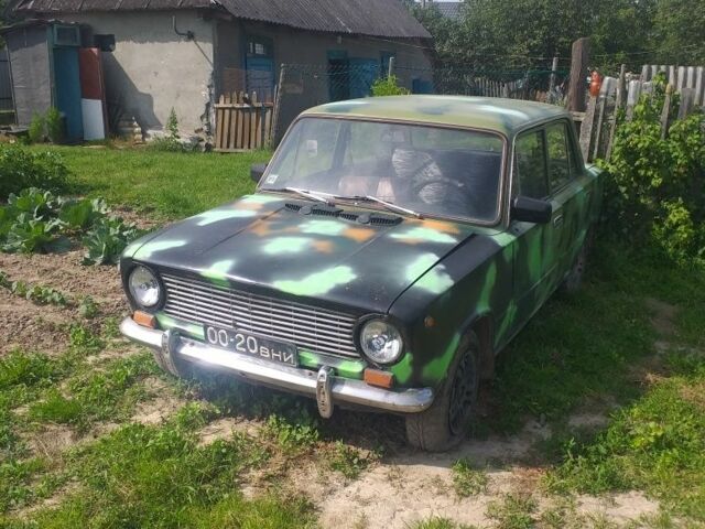 Зеленый ВАЗ 2101, объемом двигателя 1 л и пробегом 70 тыс. км за 11500 $, фото 1 на Automoto.ua