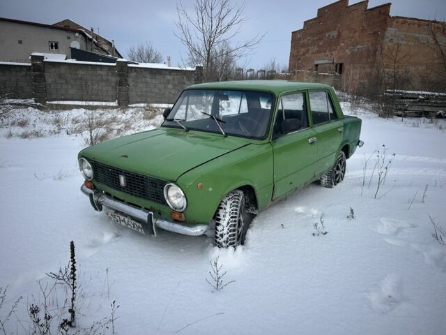 Зелений ВАЗ 2101, об'ємом двигуна 1.3 л та пробігом 253 тис. км за 450 $, фото 1 на Automoto.ua