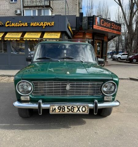 Зелений ВАЗ 2101, об'ємом двигуна 1.2 л та пробігом 333 тис. км за 571 $, фото 1 на Automoto.ua