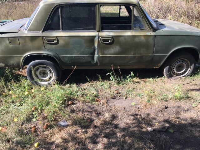 Зеленый ВАЗ 2101, объемом двигателя 1.3 л и пробегом 500 тыс. км за 97 $, фото 1 на Automoto.ua