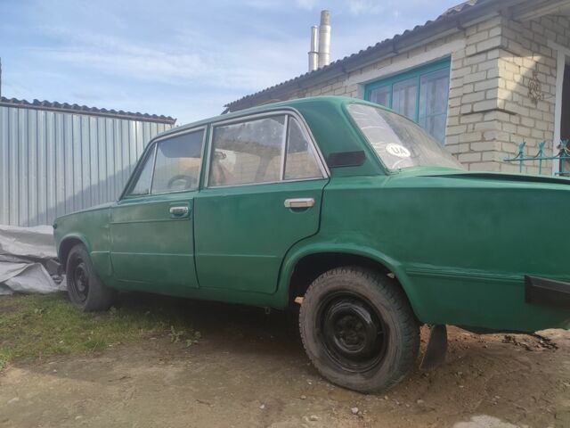 ВАЗ 2101 1975 в Ковель на Automoto.ua Зеленый ВАЗ 2101, объемом двигателя 0 л и пробегом 700 тыс. км за 429 $, фото 1 на Automoto.ua