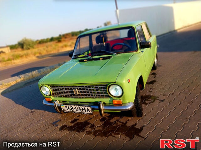 Зеленый ВАЗ 2101, объемом двигателя 1.2 л и пробегом 350 тыс. км за 500 $, фото 1 на Automoto.ua