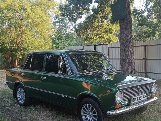 Зеленый ВАЗ 2101, объемом двигателя 1.2 л и пробегом 50 тыс. км за 900 $, фото 1 на Automoto.ua