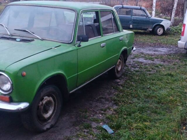 Зеленый ВАЗ 2101, объемом двигателя 1.6 л и пробегом 300 тыс. км за 285 $, фото 1 на Automoto.ua
