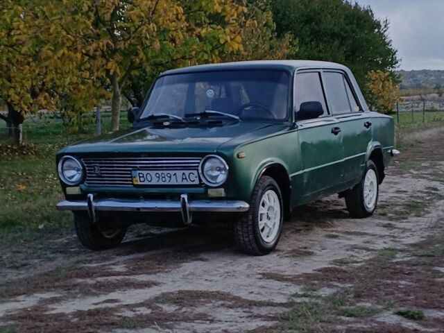 Зеленый ВАЗ 2101, объемом двигателя 1.2 л и пробегом 200 тыс. км за 550 $, фото 1 на Automoto.ua