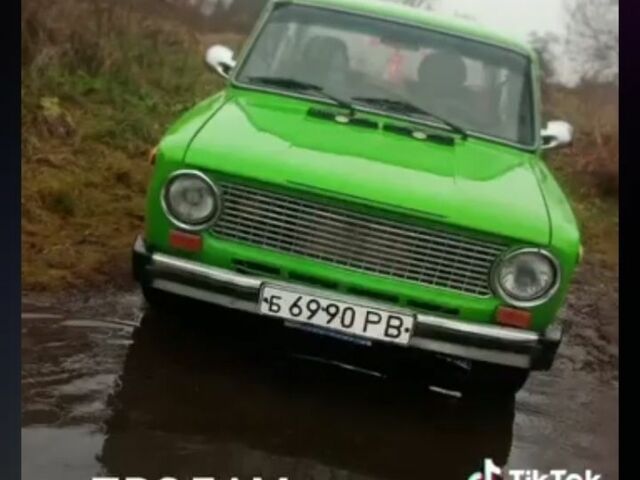 Зеленый ВАЗ 2101, объемом двигателя 1 л и пробегом 43 тыс. км за 592 $, фото 1 на Automoto.ua