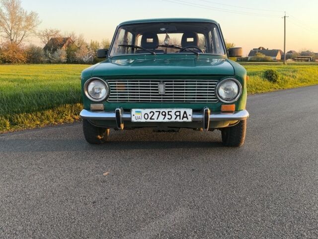 Зеленый ВАЗ 2101, объемом двигателя 1.3 л и пробегом 200 тыс. км за 1000 $, фото 1 на Automoto.ua