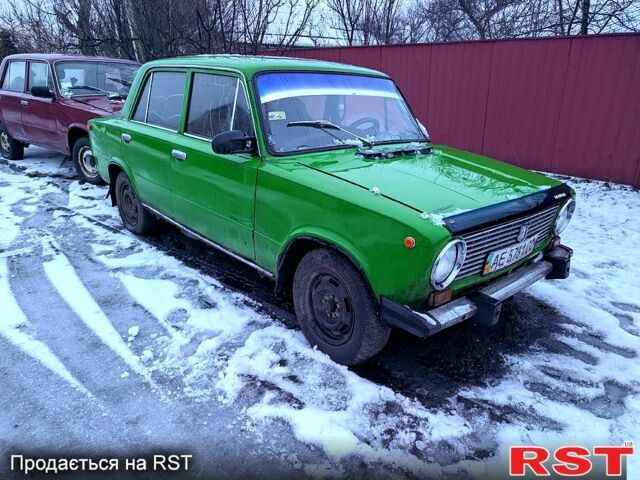 Зеленый ВАЗ 2101, объемом двигателя 1.5 л и пробегом 111 тыс. км за 500 $, фото 1 на Automoto.ua