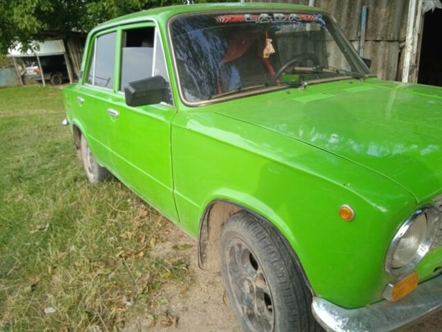 Зеленый ВАЗ 2101, объемом двигателя 0 л и пробегом 100 тыс. км за 900 $, фото 1 на Automoto.ua