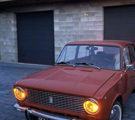 Оранжевый ВАЗ 2101, объемом двигателя 1.3 л и пробегом 37 тыс. км за 999 $, фото 1 на Automoto.ua