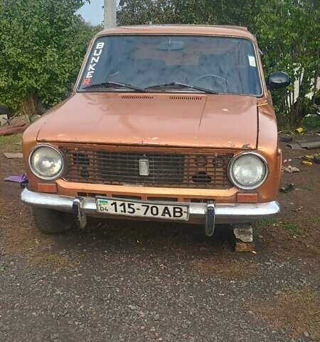 Помаранчевий ВАЗ 2101, об'ємом двигуна 1.2 л та пробігом 500 тис. км за 357 $, фото 1 на Automoto.ua