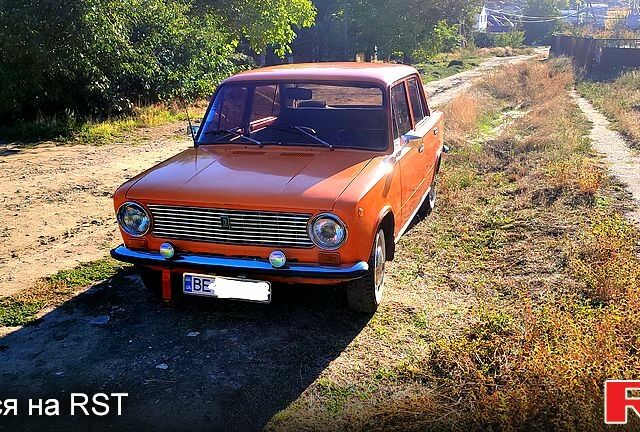 Оранжевый ВАЗ 2101, объемом двигателя 1.3 л и пробегом 100 тыс. км за 1200 $, фото 1 на Automoto.ua