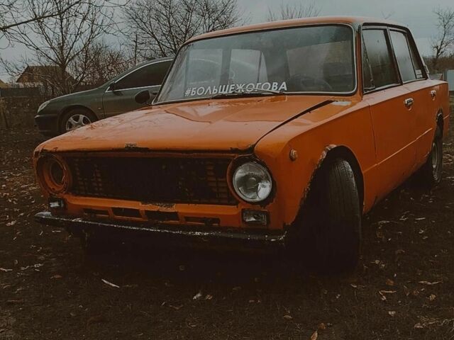 Помаранчевий ВАЗ 2101, об'ємом двигуна 1.3 л та пробігом 300 тис. км за 213 $, фото 1 на Automoto.ua