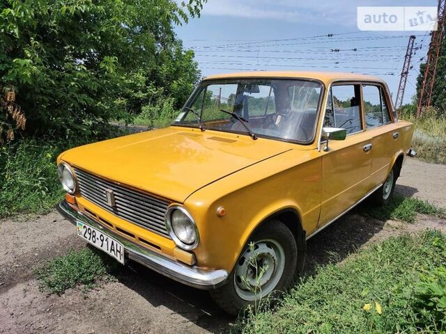 Помаранчевий ВАЗ 2101, об'ємом двигуна 1.2 л та пробігом 91 тис. км за 800 $, фото 1 на Automoto.ua