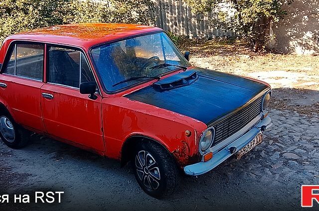 Оранжевый ВАЗ 2101, объемом двигателя 1.2 л и пробегом 200 тыс. км за 360 $, фото 1 на Automoto.ua