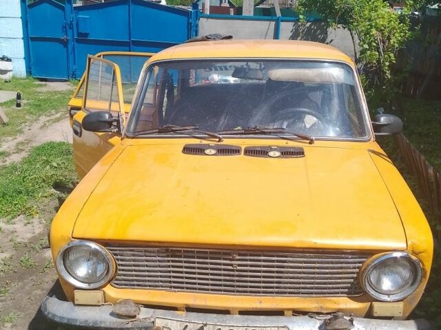 Оранжевый ВАЗ 2101, объемом двигателя 0 л и пробегом 81 тыс. км за 18000 $, фото 1 на Automoto.ua