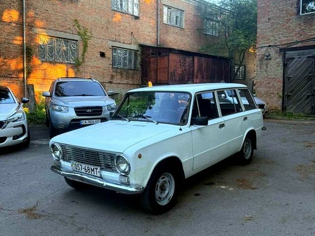Белый ВАЗ 2102, объемом двигателя 1.2 л и пробегом 150 тыс. км за 750 $, фото 1 на Automoto.ua
