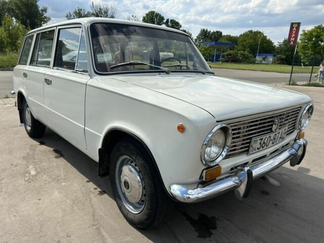 Белый ВАЗ 2102, объемом двигателя 0 л и пробегом 97 тыс. км за 1171 $, фото 1 на Automoto.ua