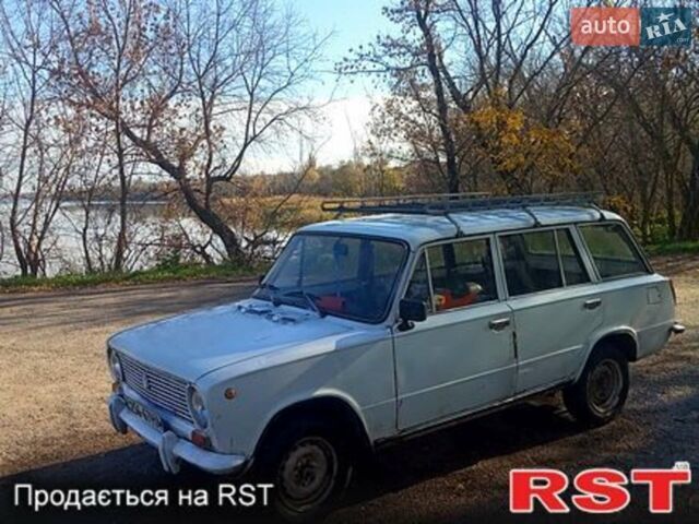 Белый ВАЗ 2102, объемом двигателя 1.3 л и пробегом 100 тыс. км за 900 $, фото 1 на Automoto.ua