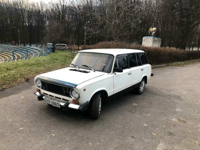 Белый ВАЗ 2102, объемом двигателя 1.3 л и пробегом 70 тыс. км за 680 $, фото 1 на Automoto.ua