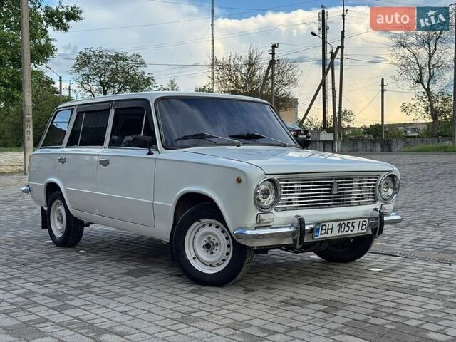 Белый ВАЗ 2102, объемом двигателя 1.6 л и пробегом 178 тыс. км за 2000 $, фото 1 на Automoto.ua