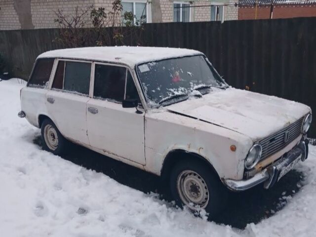 Белый ВАЗ 2102, объемом двигателя 0 л и пробегом 1 тыс. км за 452 $, фото 1 на Automoto.ua