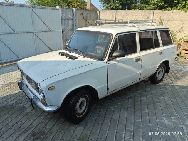 Белый ВАЗ 2102, объемом двигателя 1.2 л и пробегом 200 тыс. км за 549 $, фото 1 на Automoto.ua