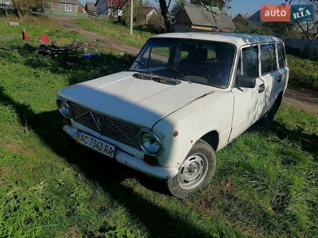 Белый ВАЗ 2102, объемом двигателя 0.15 л и пробегом 220 тыс. км за 270 $, фото 1 на Automoto.ua