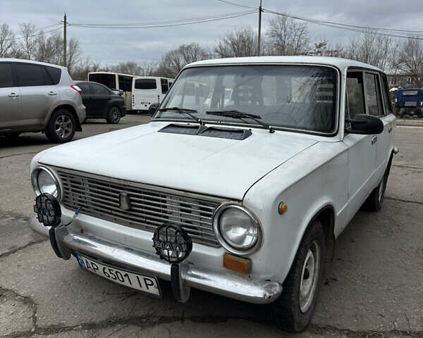 Белый ВАЗ 2102, объемом двигателя 1.2 л и пробегом 100 тыс. км за 800 $, фото 1 на Automoto.ua