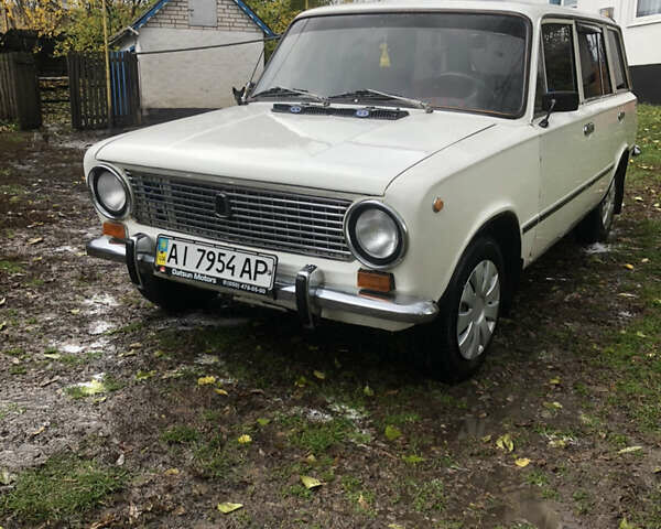 Белый ВАЗ 2102, объемом двигателя 1.2 л и пробегом 90 тыс. км за 750 $, фото 1 на Automoto.ua
