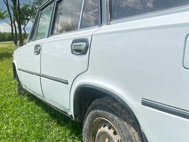 Белый ВАЗ 2102, объемом двигателя 1.2 л и пробегом 350 тыс. км за 400 $, фото 1 на Automoto.ua