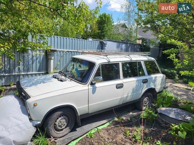 Белый ВАЗ 2102, объемом двигателя 1.6 л и пробегом 100 тыс. км за 1000 $, фото 1 на Automoto.ua