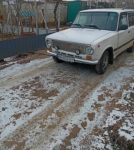 Белый ВАЗ 2102, объемом двигателя 1.2 л и пробегом 250 тыс. км за 850 $, фото 1 на Automoto.ua