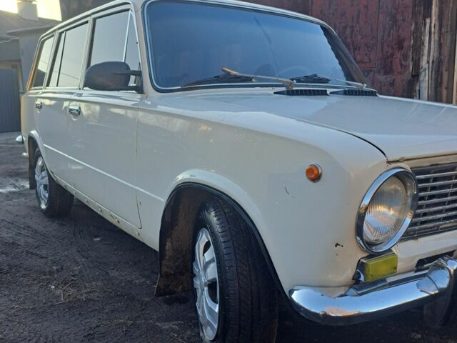 Белый ВАЗ 2102, объемом двигателя 1.3 л и пробегом 1 тыс. км за 800 $, фото 1 на Automoto.ua