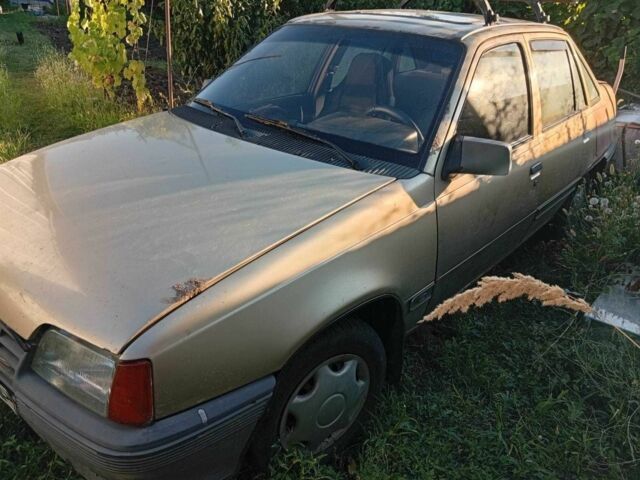 Белый ВАЗ 2102, объемом двигателя 1.2 л и пробегом 22 тыс. км за 180 $, фото 1 на Automoto.ua