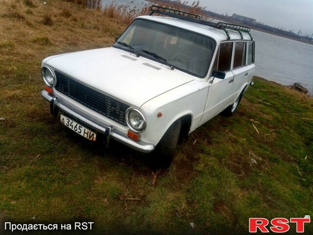 Белый ВАЗ 2102, объемом двигателя 13 л и пробегом 330 тыс. км за 800 $, фото 1 на Automoto.ua