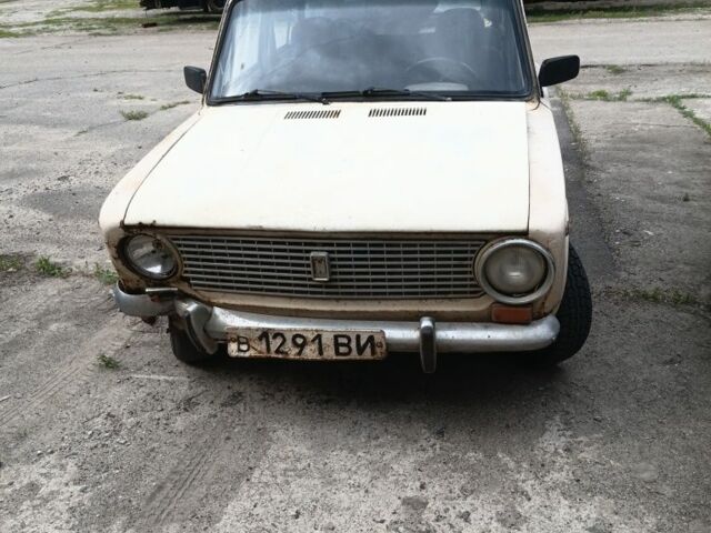 Белый ВАЗ 2102, объемом двигателя 2 л и пробегом 13 тыс. км за 179 $, фото 1 на Automoto.ua
