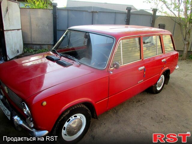 Красный ВАЗ 2102, объемом двигателя 12 л и пробегом 88 тыс. км за 850 $, фото 1 на Automoto.ua
