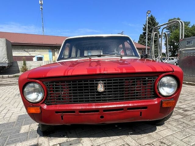 Красный ВАЗ 2102, объемом двигателя 1.5 л и пробегом 152 тыс. км за 650 $, фото 1 на Automoto.ua