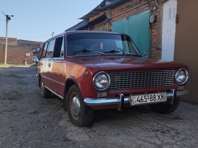 Красный ВАЗ 2102, объемом двигателя 0 л и пробегом 100 тыс. км за 830 $, фото 1 на Automoto.ua