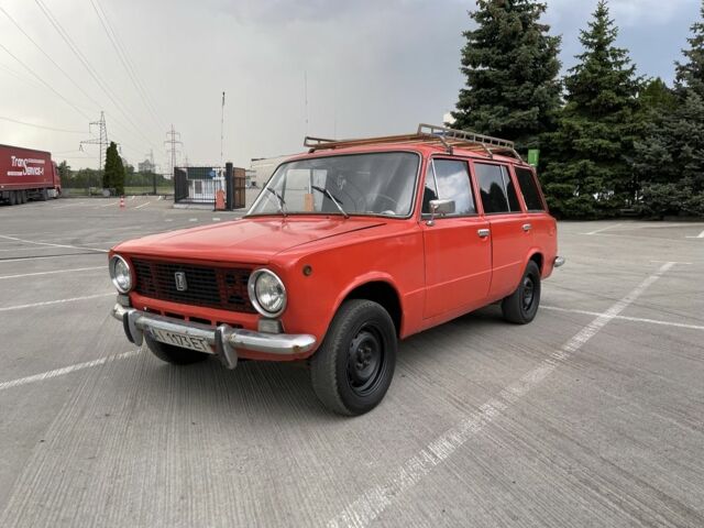 Красный ВАЗ 2102, объемом двигателя 0.16 л и пробегом 387 тыс. км за 1149 $, фото 1 на Automoto.ua