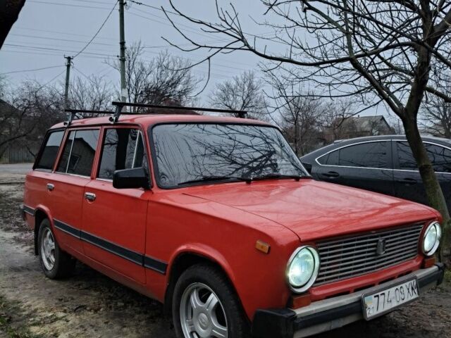 Красный ВАЗ 2102, объемом двигателя 1.2 л и пробегом 100 тыс. км за 1100 $, фото 1 на Automoto.ua