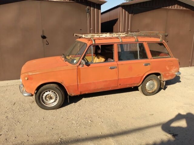 Красный ВАЗ 2102, объемом двигателя 1.2 л и пробегом 1000 тыс. км за 473 $, фото 1 на Automoto.ua