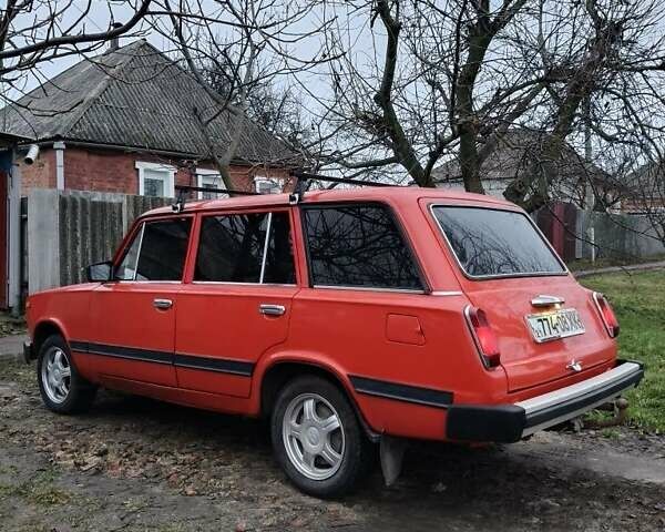 Червоний ВАЗ 2102, об'ємом двигуна 1.2 л та пробігом 100 тис. км за 1100 $, фото 1 на Automoto.ua